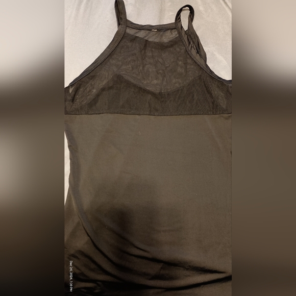 Black mesh top tank top - Picture 6 of 8